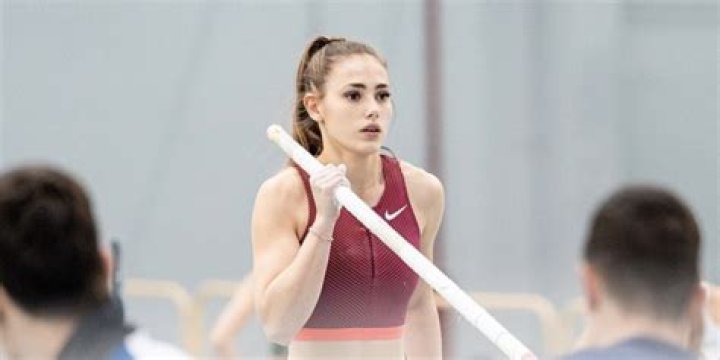 Clara Fernandez the pole vaulter Age, career, salary, height, profiles, worth