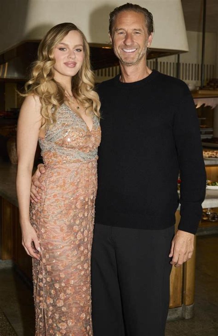 Simone Holtznagel Age, Height, Weight, Wikipedia, Boyfriend, Net Worth, Instagram